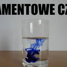 Eksperyment z atramentem i octem: zaskakujące efekty chemiczne