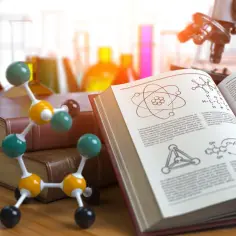 Jak zdać z chemii: skuteczne strategie nauki, które działają